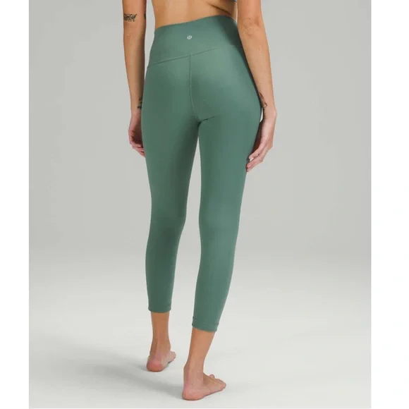 ★ Lululemon Wunder Under High-Rise Crop Full-On Luxtreme - Tidewater Teal ★ - Picture 9 of 17